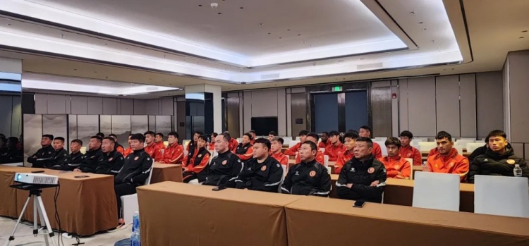  遼寧省體育局召開(kāi)賽風(fēng)賽紀會(huì )議，遼寧鐵人全隊通過(guò)視頻全程參會(huì )