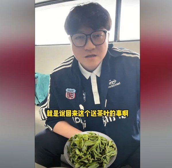  趙鵬：不太清楚賈秀全要球員買(mǎi)茶葉的段子，但這在現實(shí)中也正常