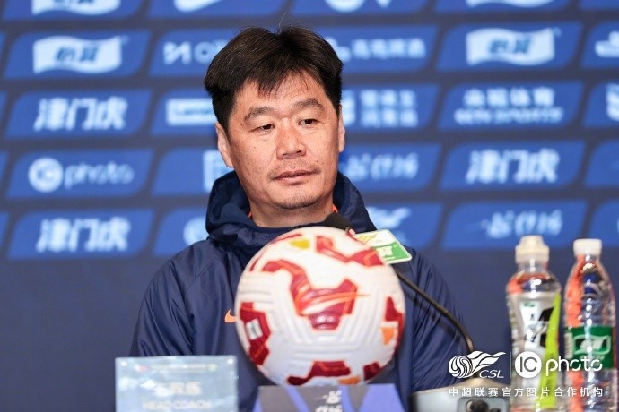  李霄鵬：希望明天比賽能打出一些新的東西，取得一個(gè)好的結果