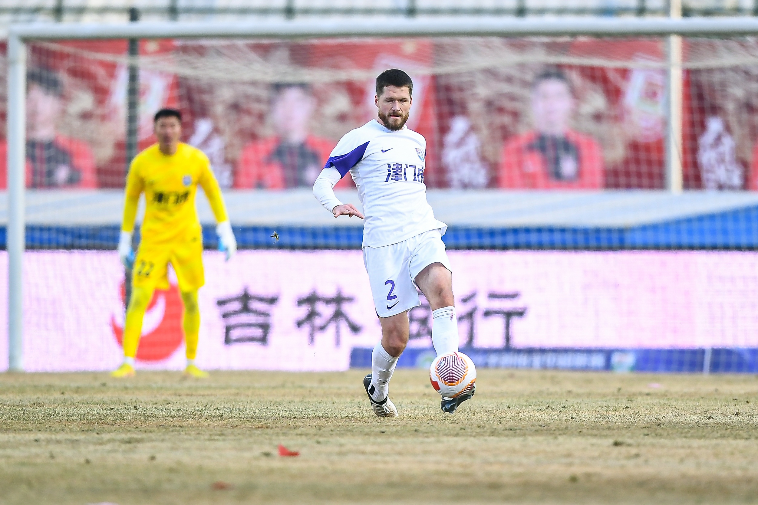  津門(mén)虎舊將亞冠對決格蘭特勝出，津媒：他離開(kāi)津門(mén)虎因存傷病隱患