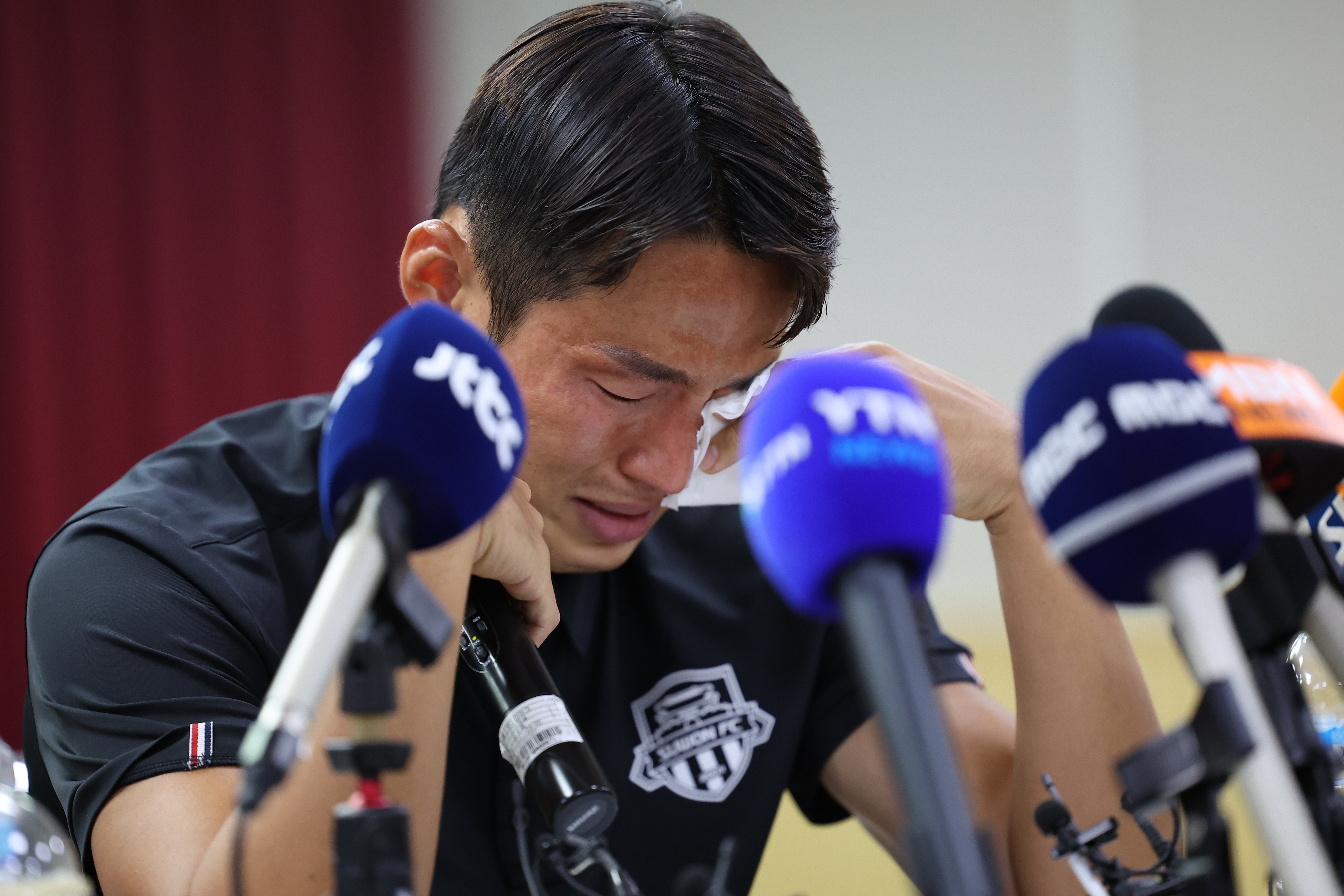  孫準浩證言：2-2海港那場(chǎng)金敬道讓我慢點(diǎn)踢，我沒(méi)多想就同意了