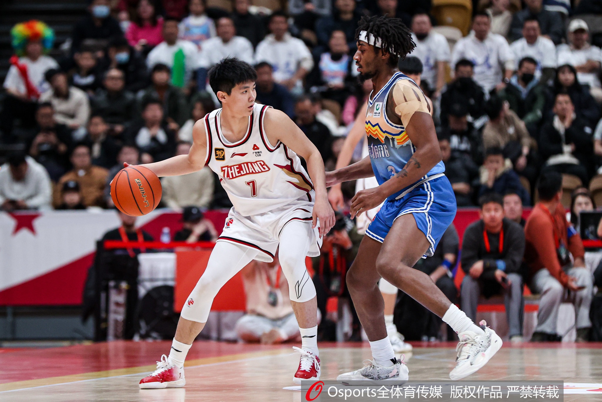  未來(lái)可期！17歲小將李?lèi)傊?中2拿5分1板1斷 單斷外援&壓哨三分