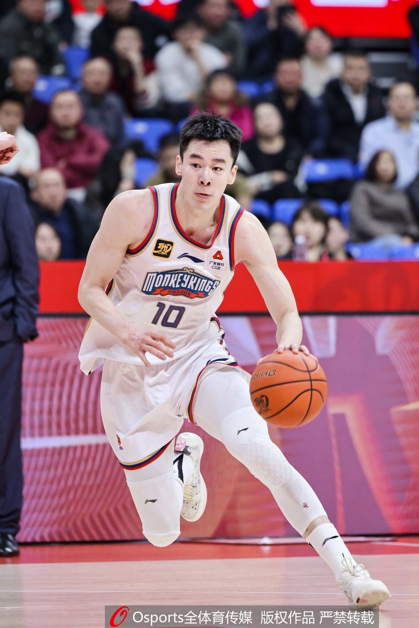  沖擊力十足！郭昊文17投5中&罰球14中12 得到24分10板5助