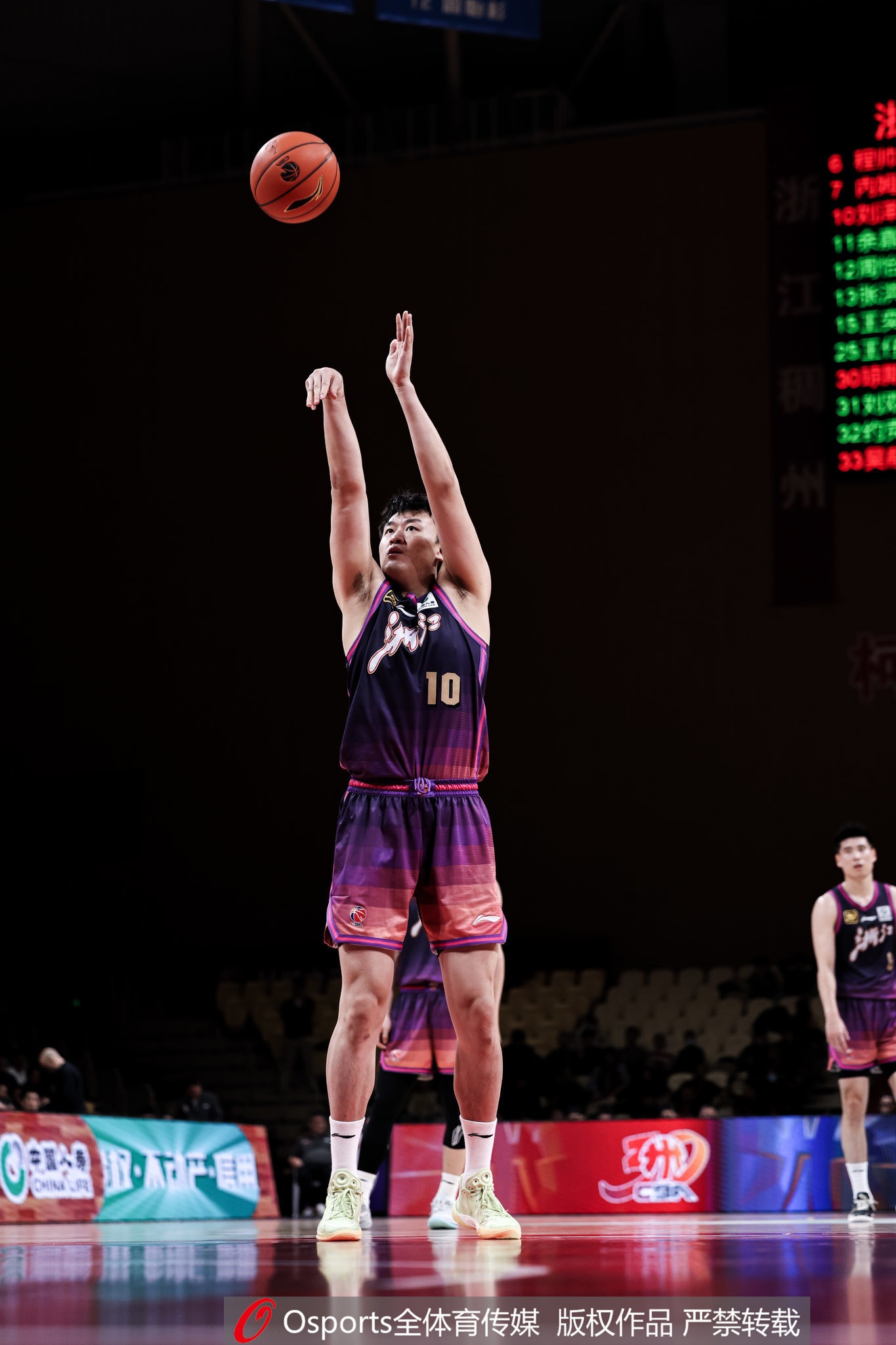  高效替補！劉澤一13投7中&罰球4中3得18分7板 得分并列全隊最高